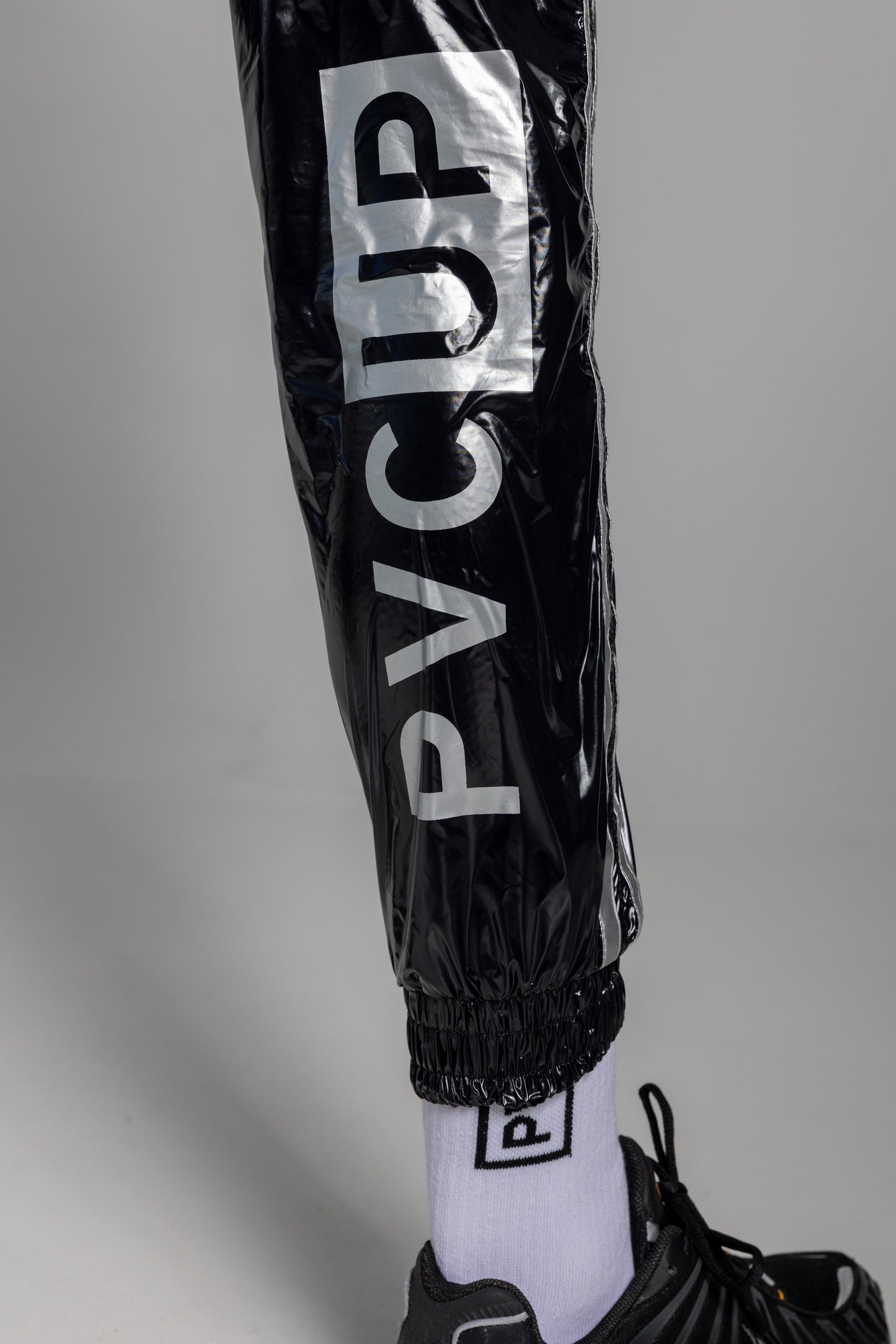 TOUCH UP - black / silver - PANTS - NYLON